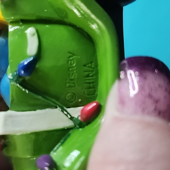 NWT Disney Goofy Character Christmas Tree Ornament - Picture 8 of 9